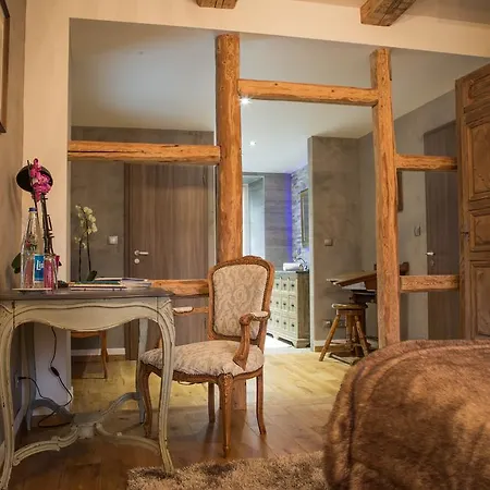 La Vieille Vigne Bed & Breakfast *