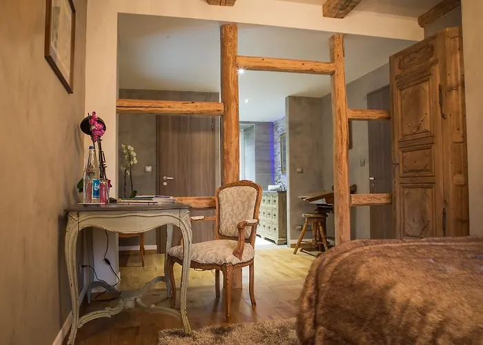 La Vieille Vigne Bed & Breakfast *